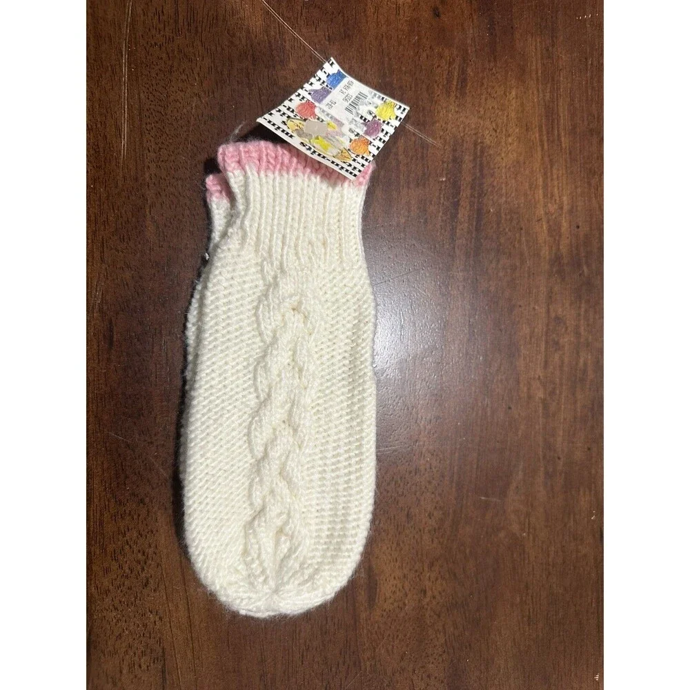 Girls size youth 8 to 16 Ivory and pink acrylic mittens